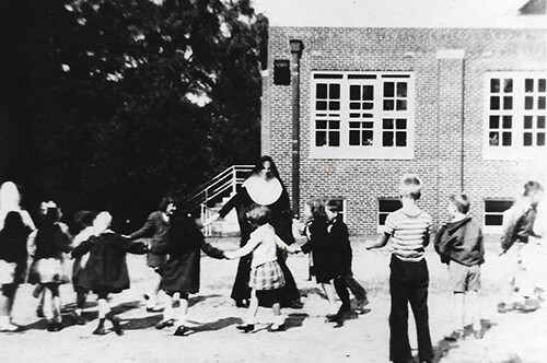 Sept. 6, 1950: SFdS opened with 105 students in 1st through 6th grades